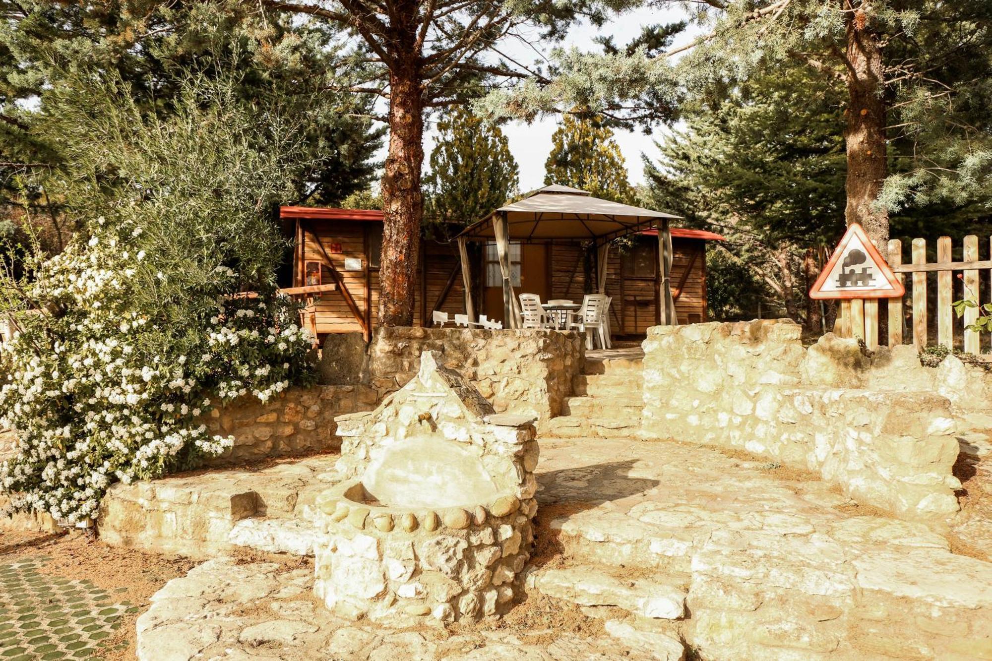 Camping Castillo De Loarre Luaran gambar